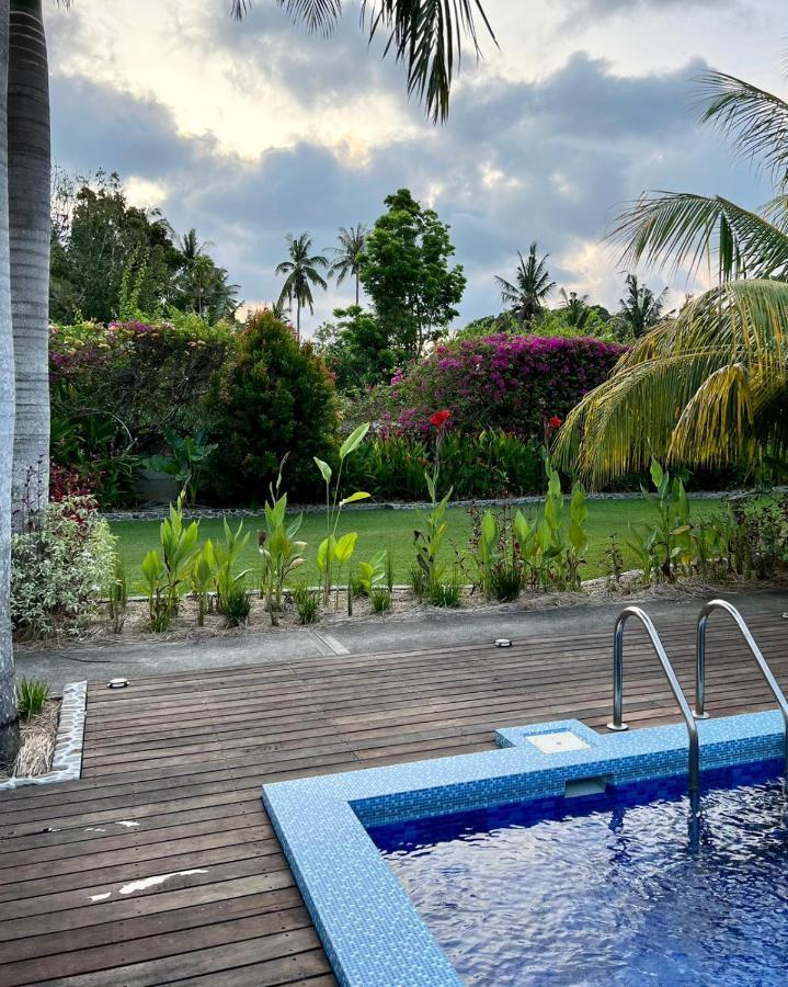 Burudika Bungalows セロング・ベラナク エクステリア 写真