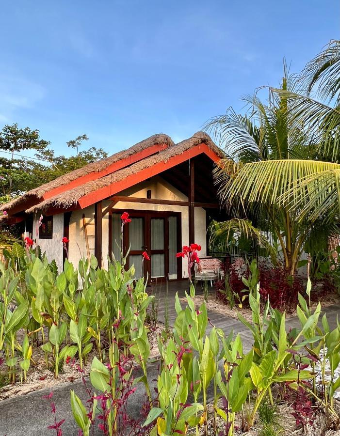 Burudika Bungalows セロング・ベラナク エクステリア 写真