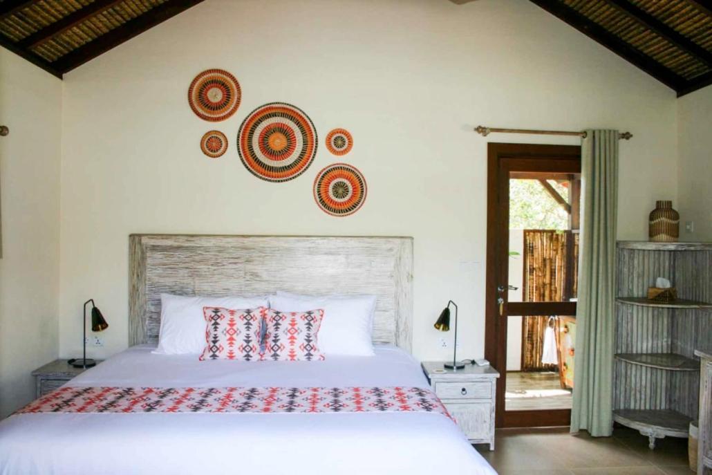 Burudika Bungalows セロング・ベラナク エクステリア 写真